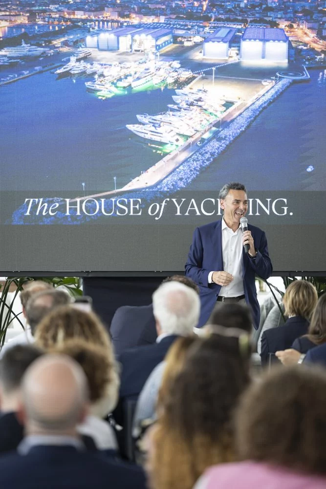 The second Benetti Legal Symposium brought together over 50 lawyers from top international firms to discuss yacht construction contracts, compliance procedures, and sustainability in the yachting industry.