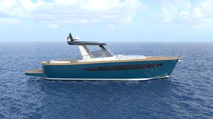 Patrone and Tommaso Spadolini present the Patrone 45', a 46-foot day cruiser combining 1960s classic style with modern technology, featuring elegant design and customizable interiors.