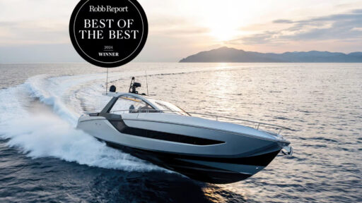 Azimut's Verve 48 wins "Best Dayboat" in Robb Report Best of the Best 2024 awards. This accolade highlights its triple 600hp Mercury engines, stunning design, and market success.