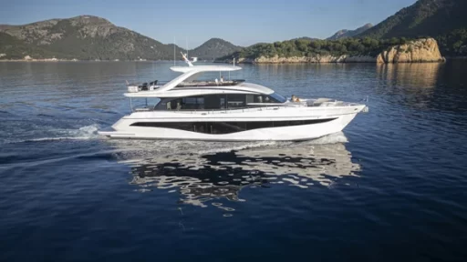 Horizon Yachts introduces the Y80, setting a new standard in luxury flybridge motor yachts. With elegant design, exceptional specifications, and a top speed of 33.9 knots, it promises an unparalleled experience.