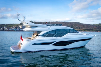 Experience luxury and performance with the Princess F55 Flybridge Yacht, cruising at 33 knots. Enjoy spacious accommodations, stunning design, and advanced seakeeping technology.