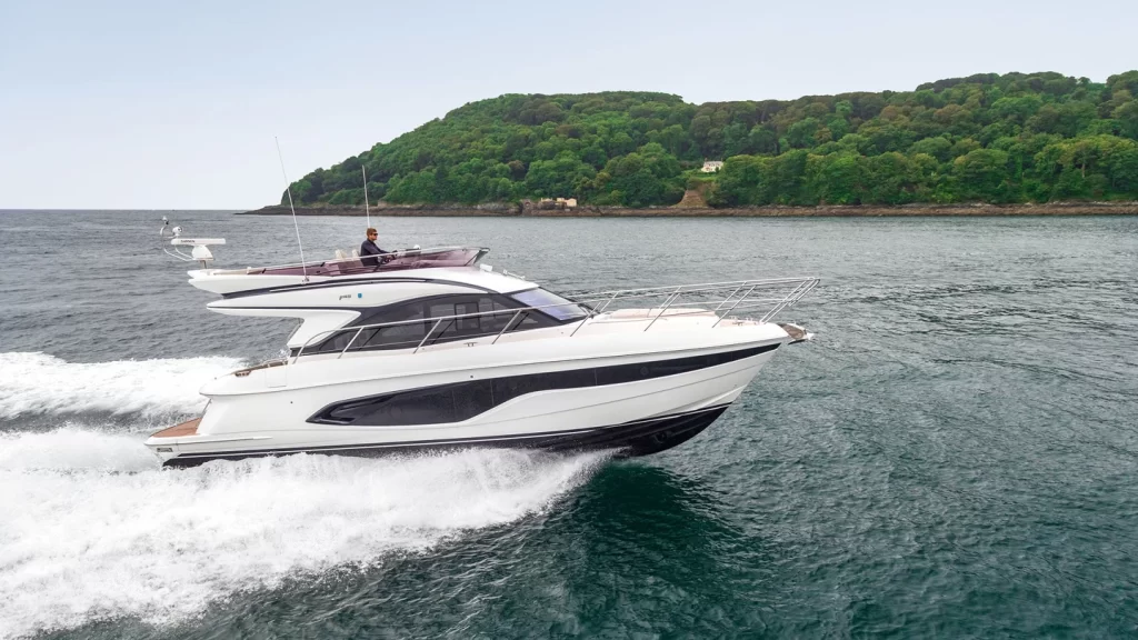 Experience the Princess F45 Flybridge yacht, a masterpiece of luxury and innovation. With 14.35 meters of unparalleled space, top-tier quality, and a top speed of 31 knots.