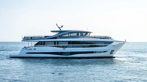Discover the X95 Vista, a 29-meter super flybridge yacht with a top speed of 22 knots. Experience unparalleled luxury and expansive living spaces for up to 10 guests, perfect for extended voyages.