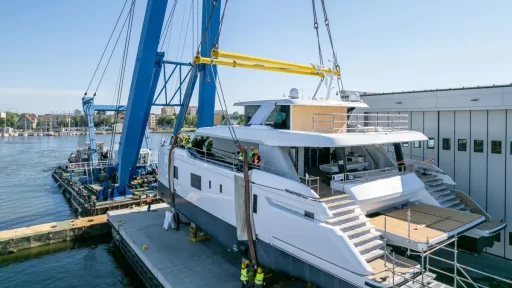 Sunreef Yachts launches the 100 Sunreef Power 2.0, a luxurious catamaran featuring innovative design, a full-beam master stateroom, expansive beach club, and advanced performance capabilities.