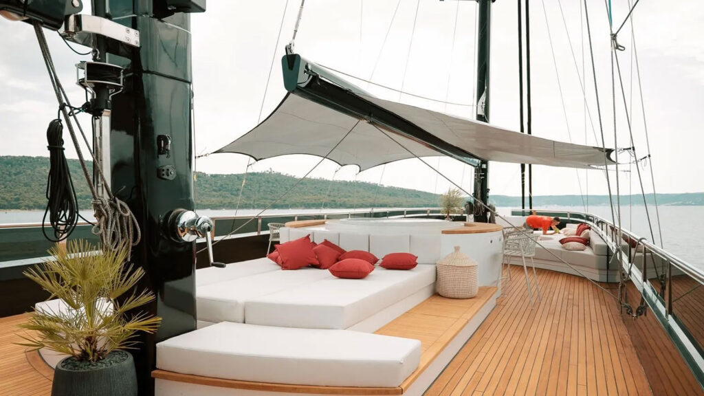 Charter the luxurious 52m superyacht REPOSADO for £113,000 per week. Enjoy a jacuzzi, sit-up bar, dining options, six cabins, and an array of water toys, all with 10 crew members.