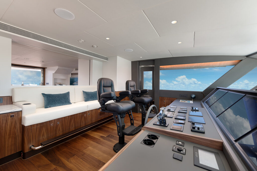 Horizon’s FD100 Hull 11 is a luxurious yacht blending ocean-inspired design with cutting-edge amenities, offering a unique, personalized yachting experience that embodies the sea's essence.