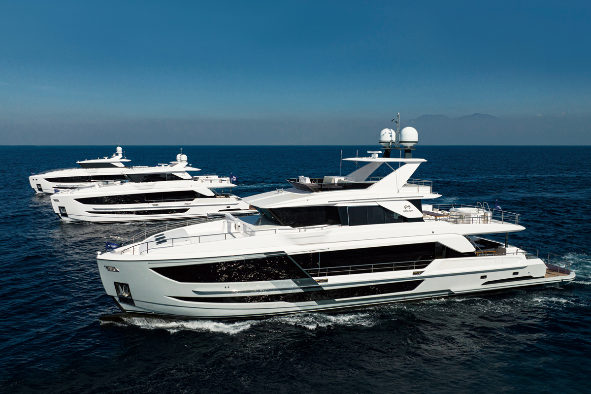 Horizon Yachts redefines luxury with its FD Series, offering expansive, customizable yachts from 75 to 130 feet. Known for spacious interiors and innovative designs, the FD Series continues to captivate yacht enthusiasts.