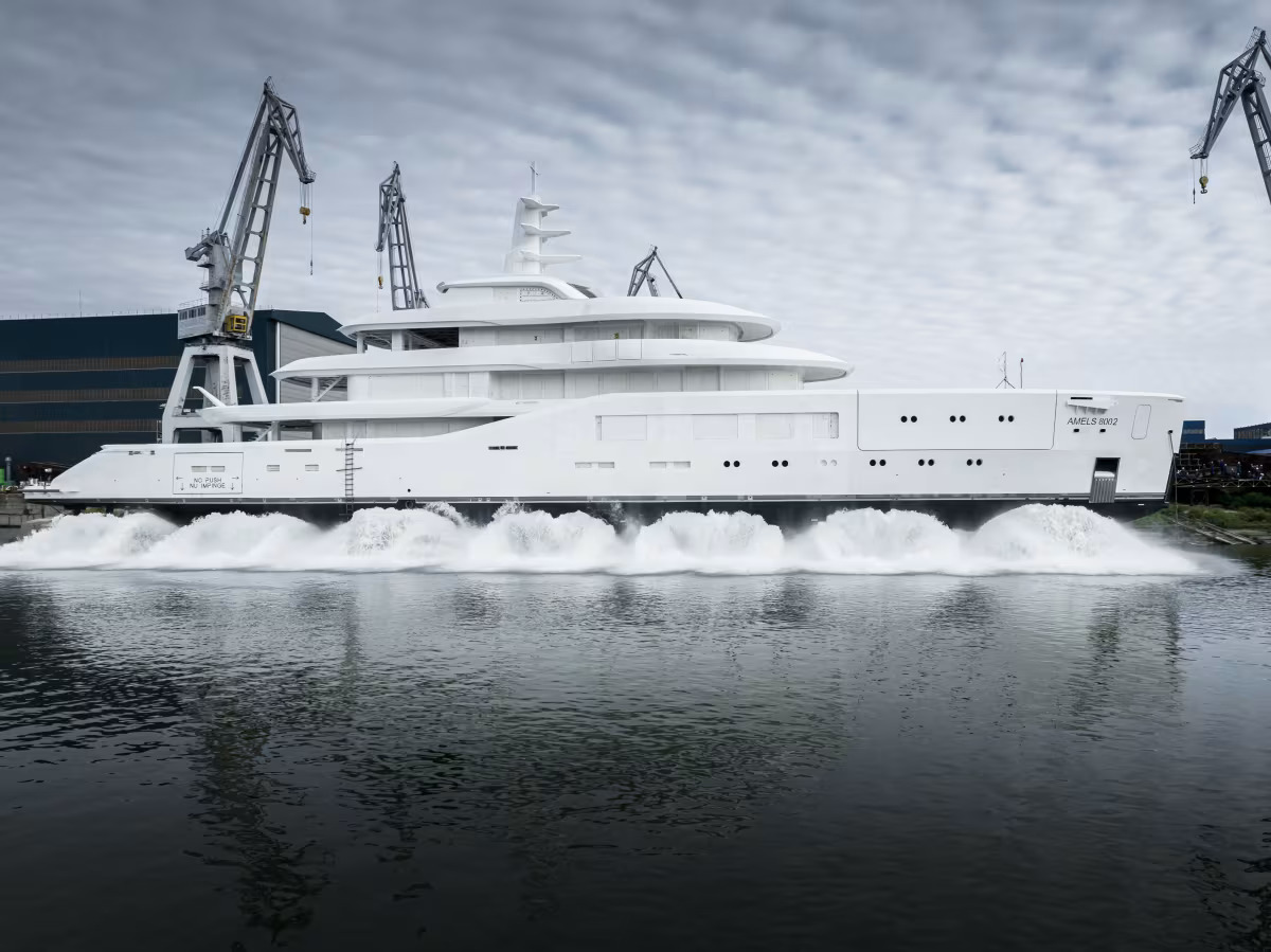 The second Amels 80 superyacht has been launched at the Damen Yachting facility in Romania, featuring design by Espen Øino and interiors by Sinot. Delivery is set for 2026.