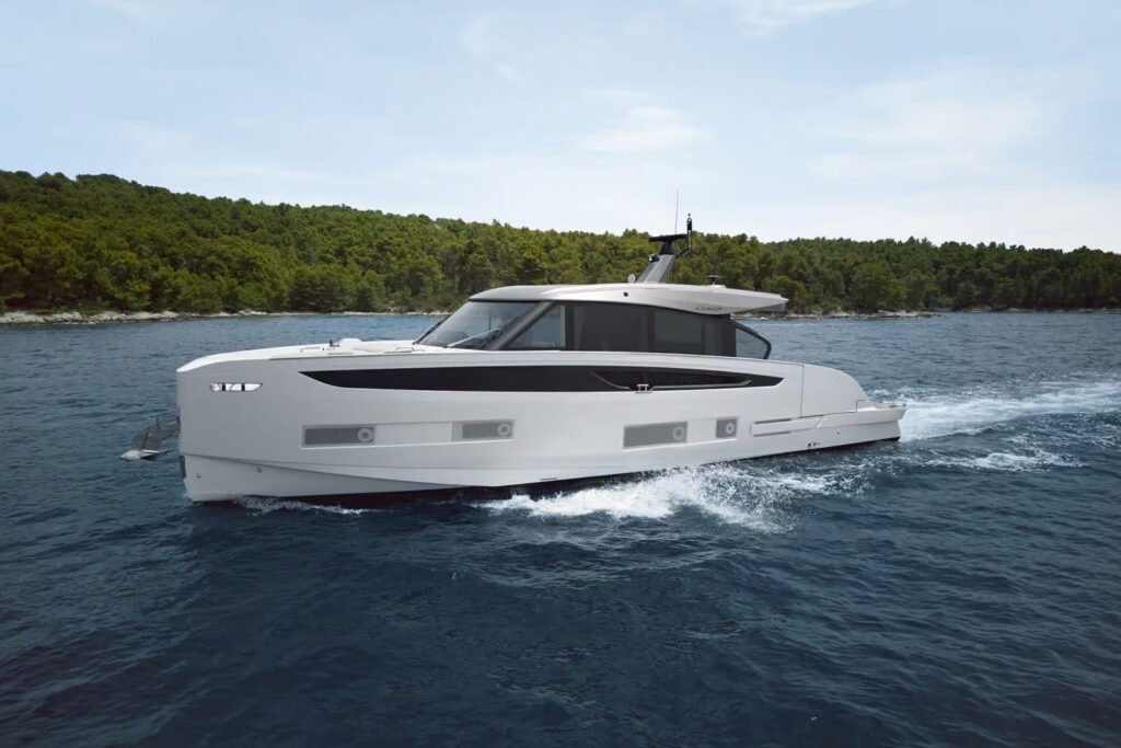 At the 2024 Fort Lauderdale International Boat Show, Azimut will debut the Seadeck 6, a hybrid yacht that reduces emissions by 40%, alongside 20 other models showcasing innovation and luxury.