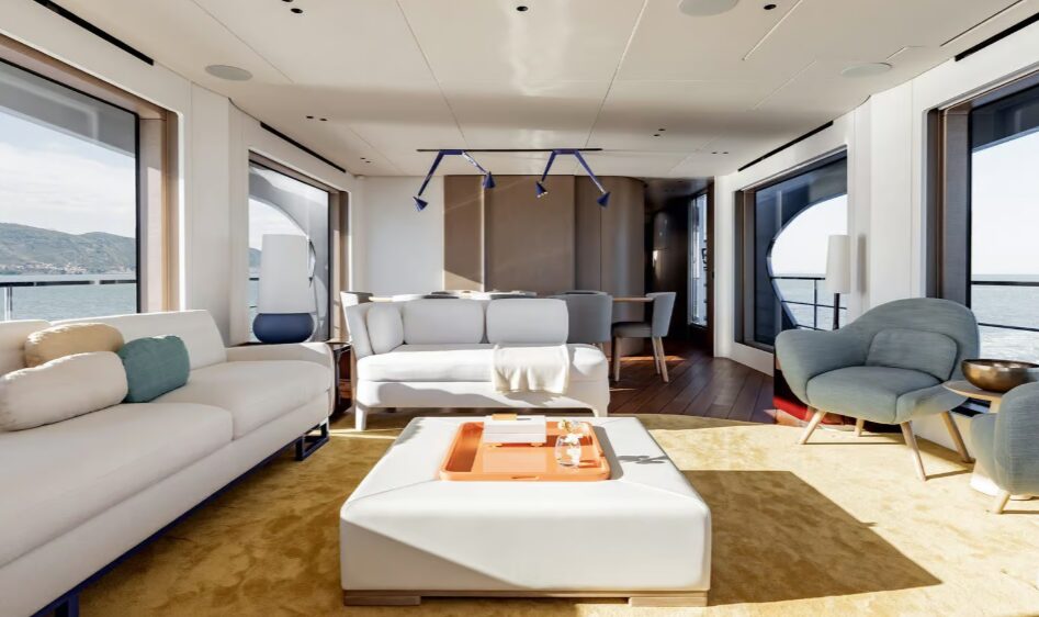 Azimut earns top honors in China, with the Seadeck 6, Grande Trideck, and Grande 26M recognized for innovation, sustainability, and luxury at prestigious 2024 yacht awards.