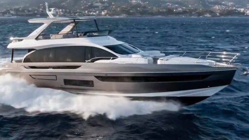 Azimut’s Fly 72 wins the 2025 Miami Innovation Award for its groundbreaking design, redefining luxury and performance in the cabin cruiser and motor yacht category.