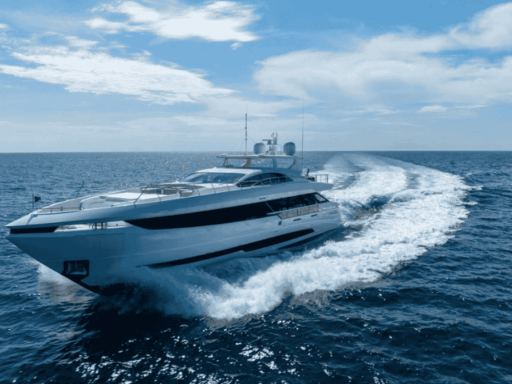 Overmarine Group debuts the Mangusta GranSport 33 at the Dubai International Boat Show, showcasing its luxury, performance, and innovative design for Middle East buyers.