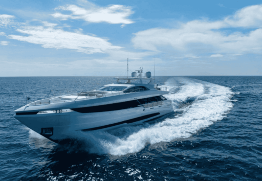 The Mangusta GranSport 33 debuts at the Dubai International Boat Show, showcasing its blend of luxury, performance, and innovation for Middle Eastern yacht enthusiasts.